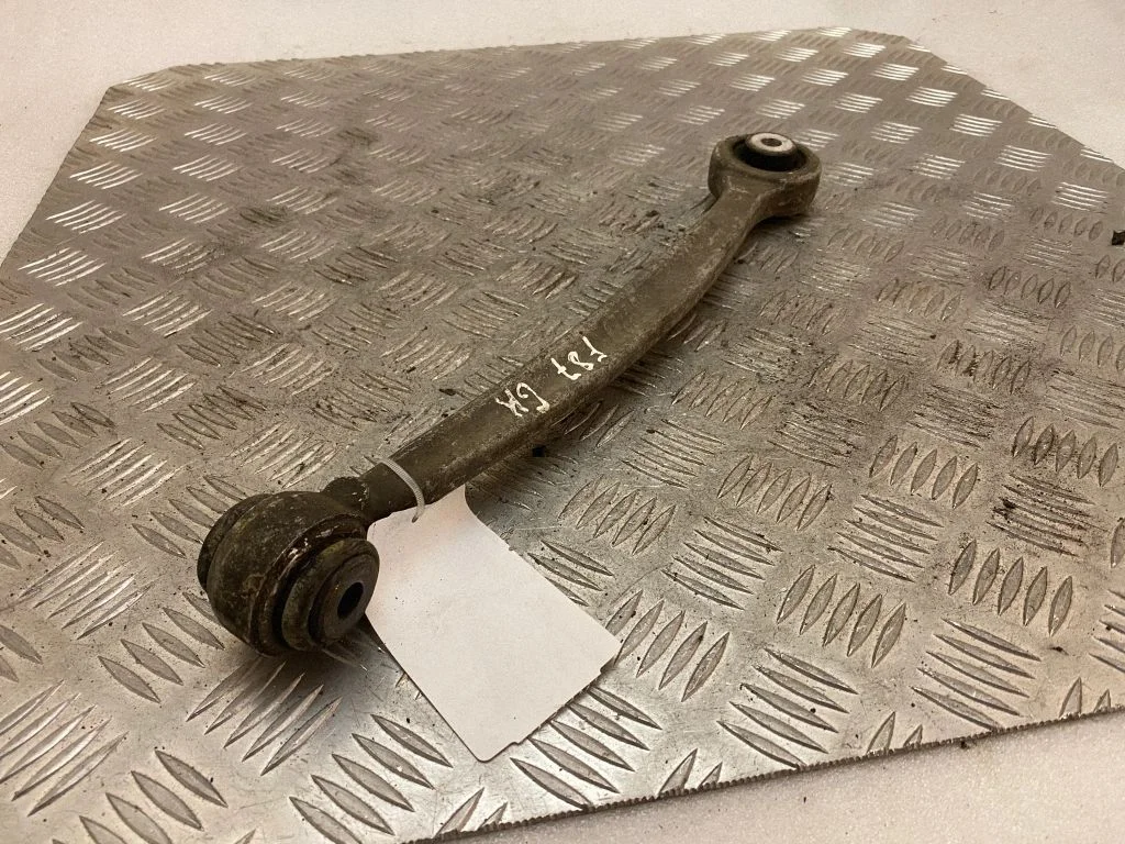 Rear control arm 2284534