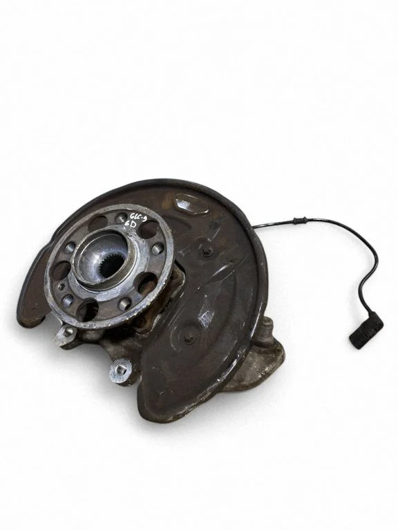 Rear wheel hub 2133205