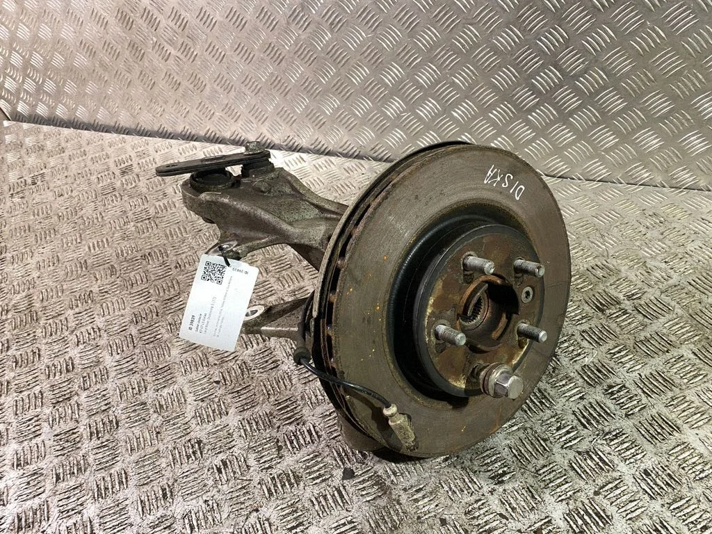 Rear wheel hub JPLA5A971BA