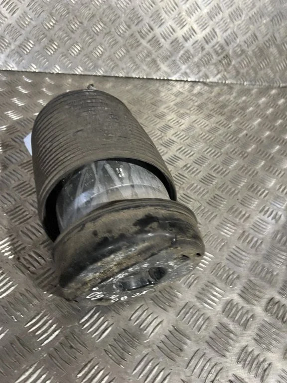 Aizmugurējais pneimatiskais (gaisa) spilvens – Volvo XC90 (2014-)