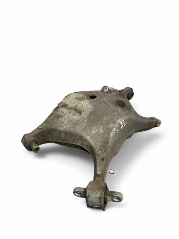 Aizmugurējā svira (dakša) 32246515
