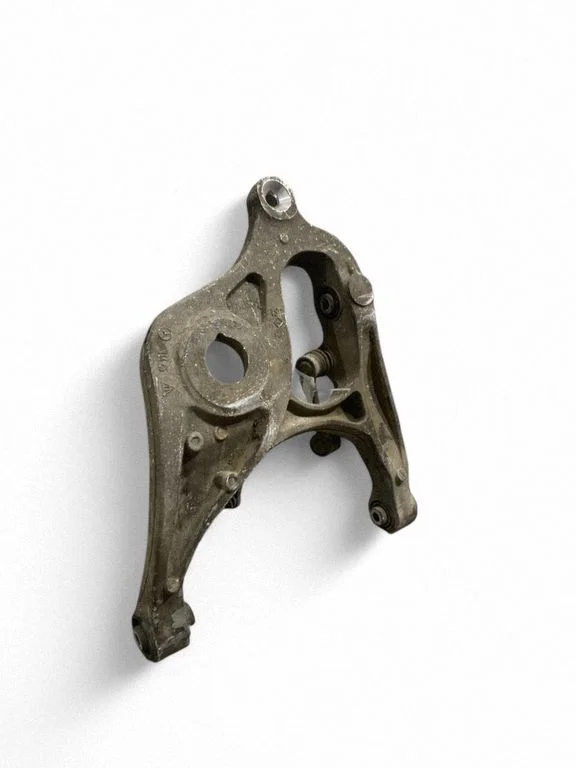 Tagumine ülemine õõtshoob 16605