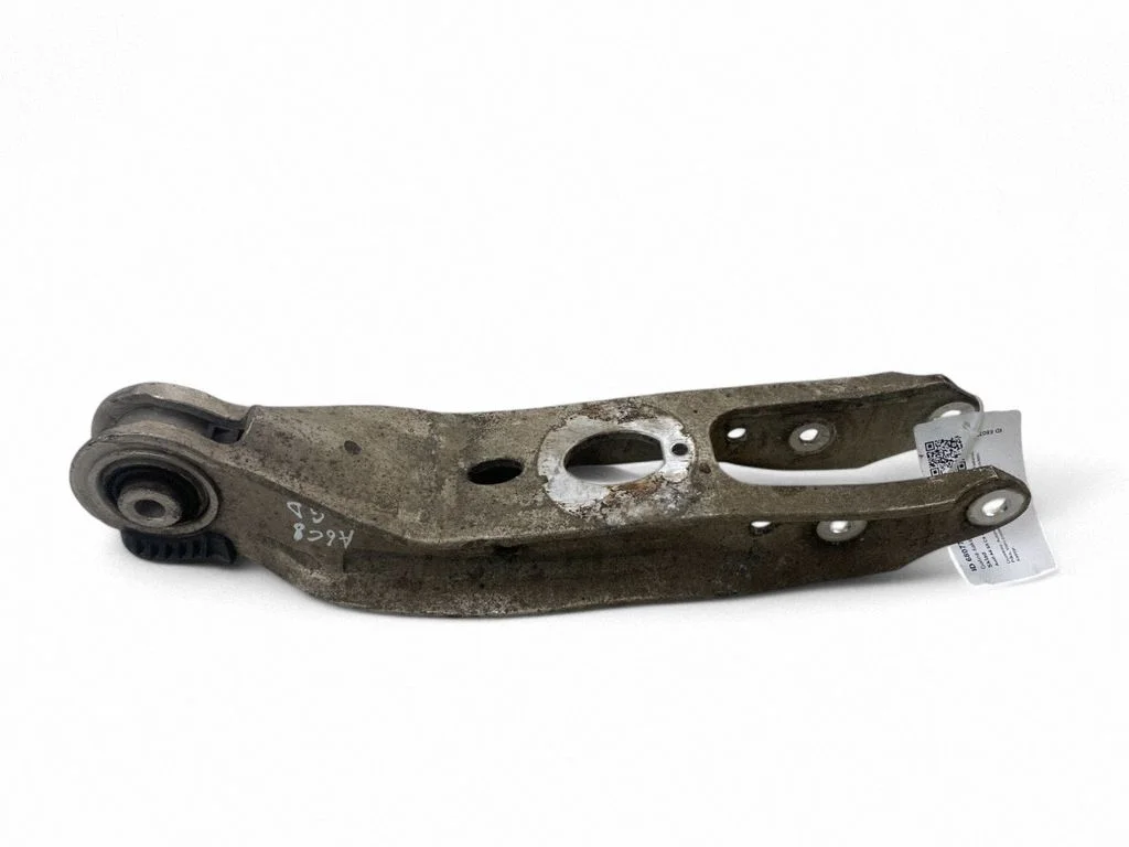 Tagumine ülemine õõtshoob – Audi A6 S6 C7 4G (2011-2018)