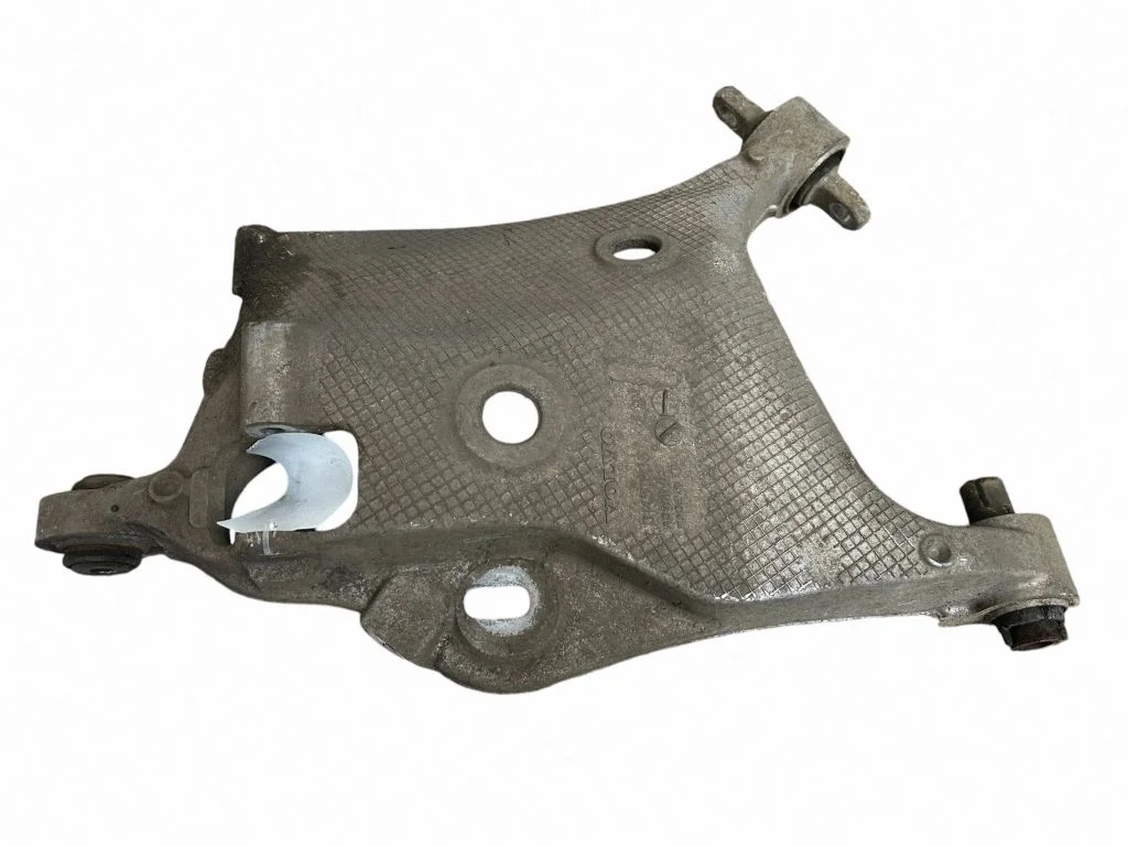 Tagumine ülemine õõtshoob 31451836