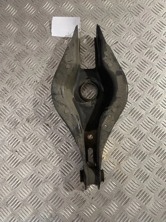 Rear upper control arm/wishbone – BMW 3 Series G20 G21 (2019-)