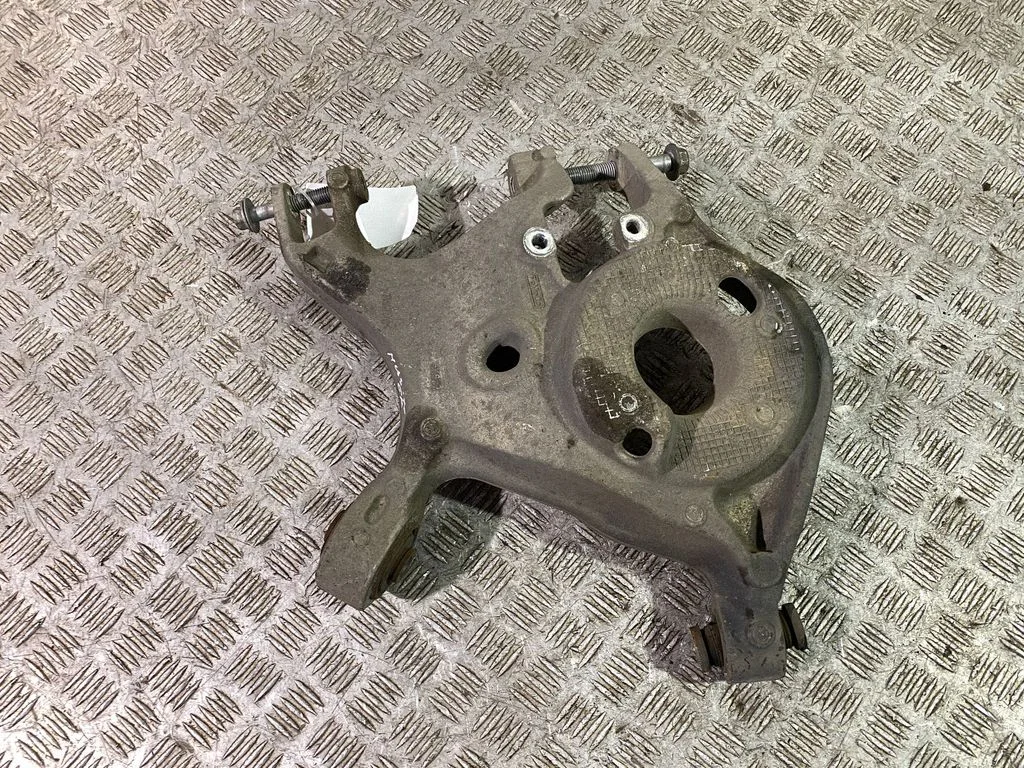 Tagumine ülemine õõtshoob FR3C5K652AC