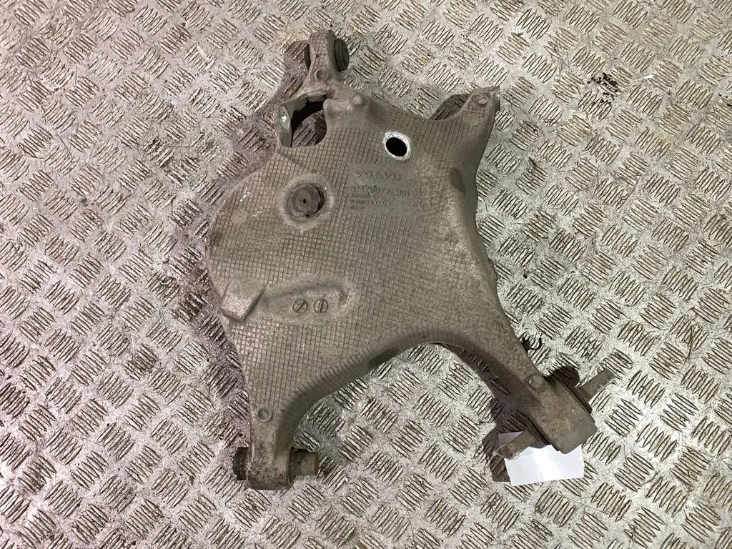 Tagumine ülemine õõtshoob 31476077