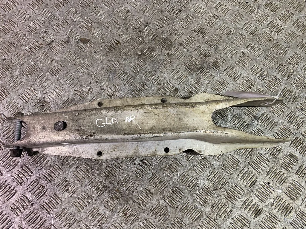 Rear upper control arm/wishbone A2473523700