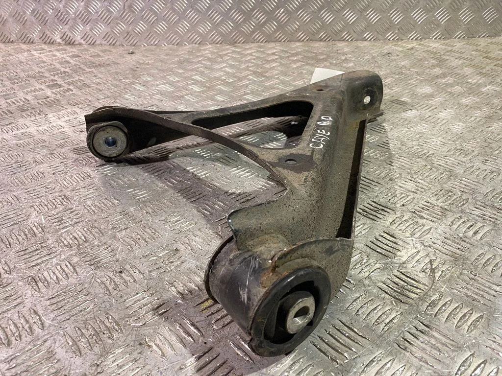 Rear upper control arm/wishbone – right