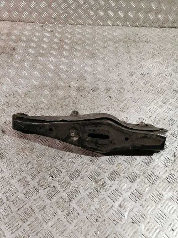 Rear upper control arm/wishbone 55210D3050