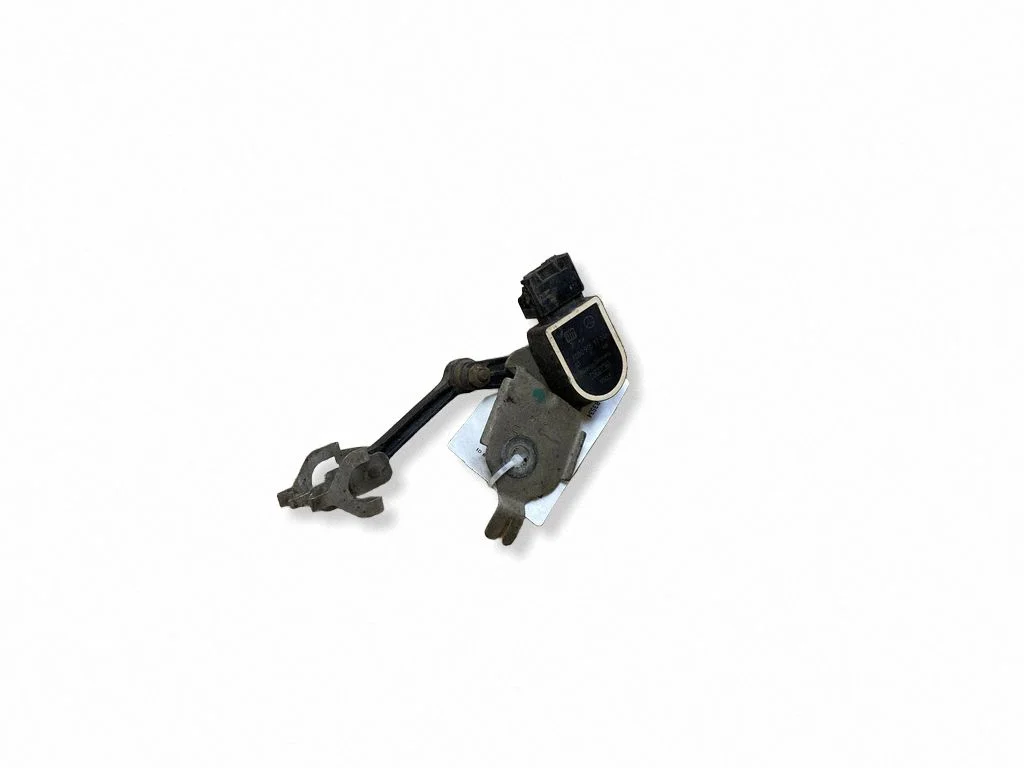 Rear air suspension level height sensor – Mercedes-Benz GLC-Class C253 (2016-)