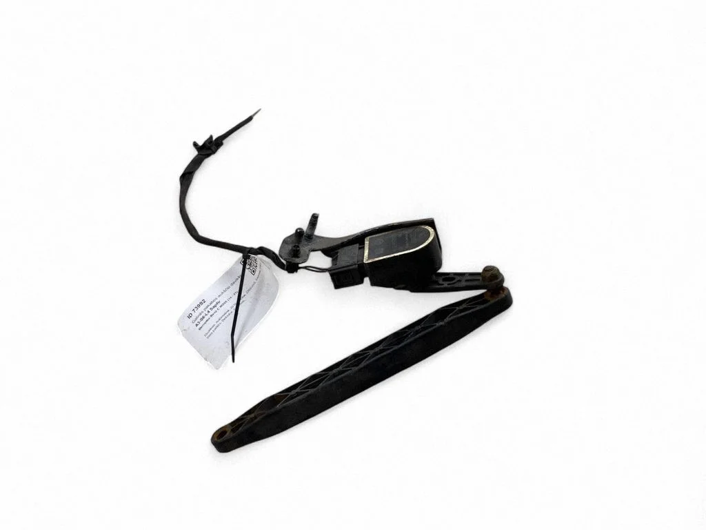 Tagumise õhkvedrustuse kõrgusandur A2229050503