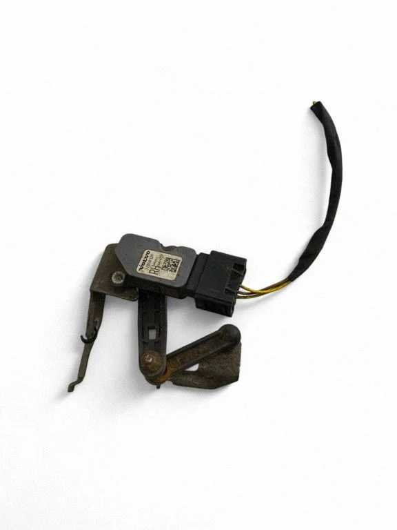 Aizmugurējās gaisa balstiekārtas augstuma sensors 31360331