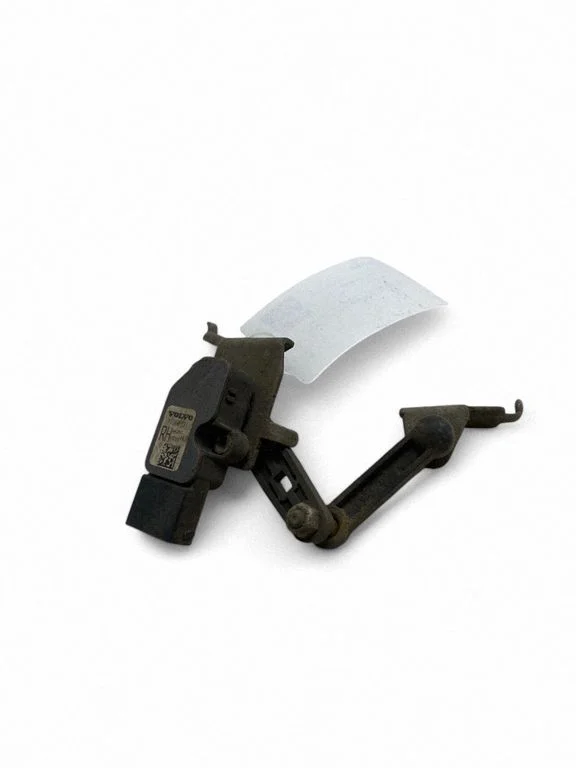 Rear air suspension level height sensor – Volvo XC90 (2014-)