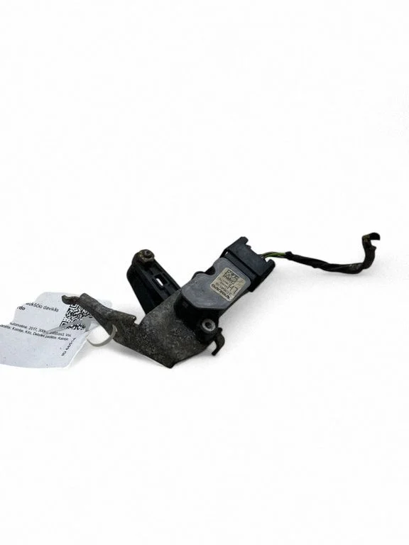 Tagumise õhkvedrustuse kõrgusandur 31360330