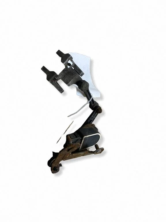 Rear air suspension level height sensor A0009053704