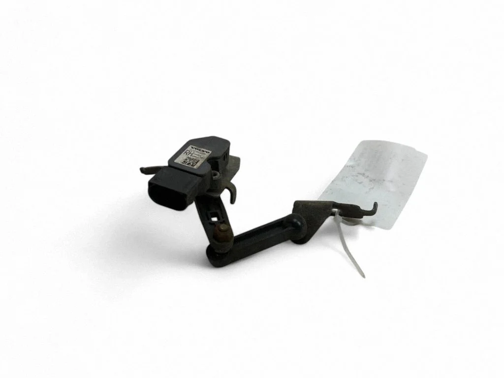 Rear air suspension level height sensor – Volvo XC90 (2014-)