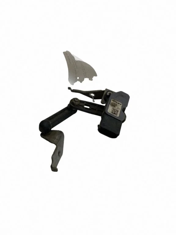 Rear air suspension level height sensor 31360331
