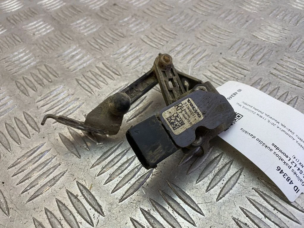 Rear air suspension level height sensor 31360331