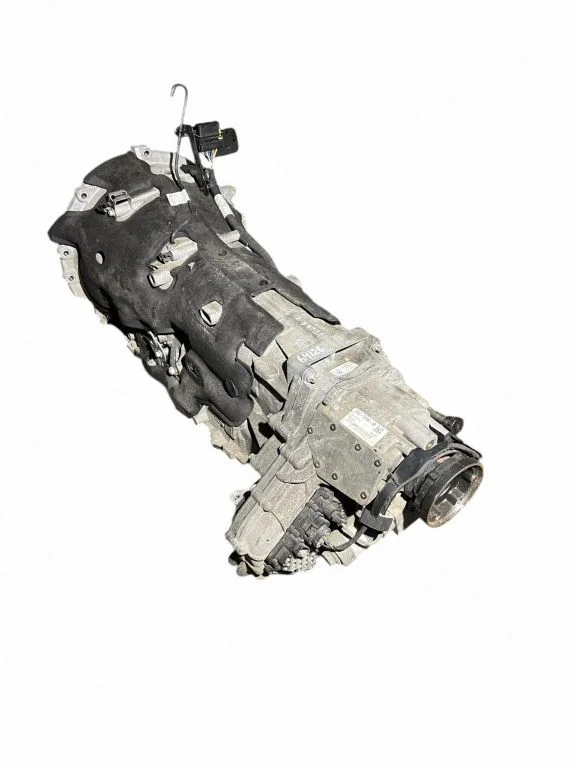 Automaatkäigukast J8A27K780AB