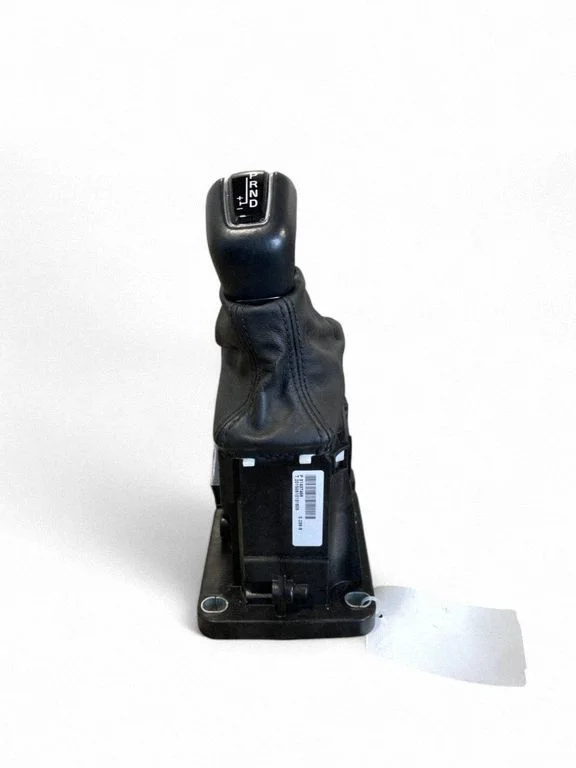 Gear selector mechanism 31437466
