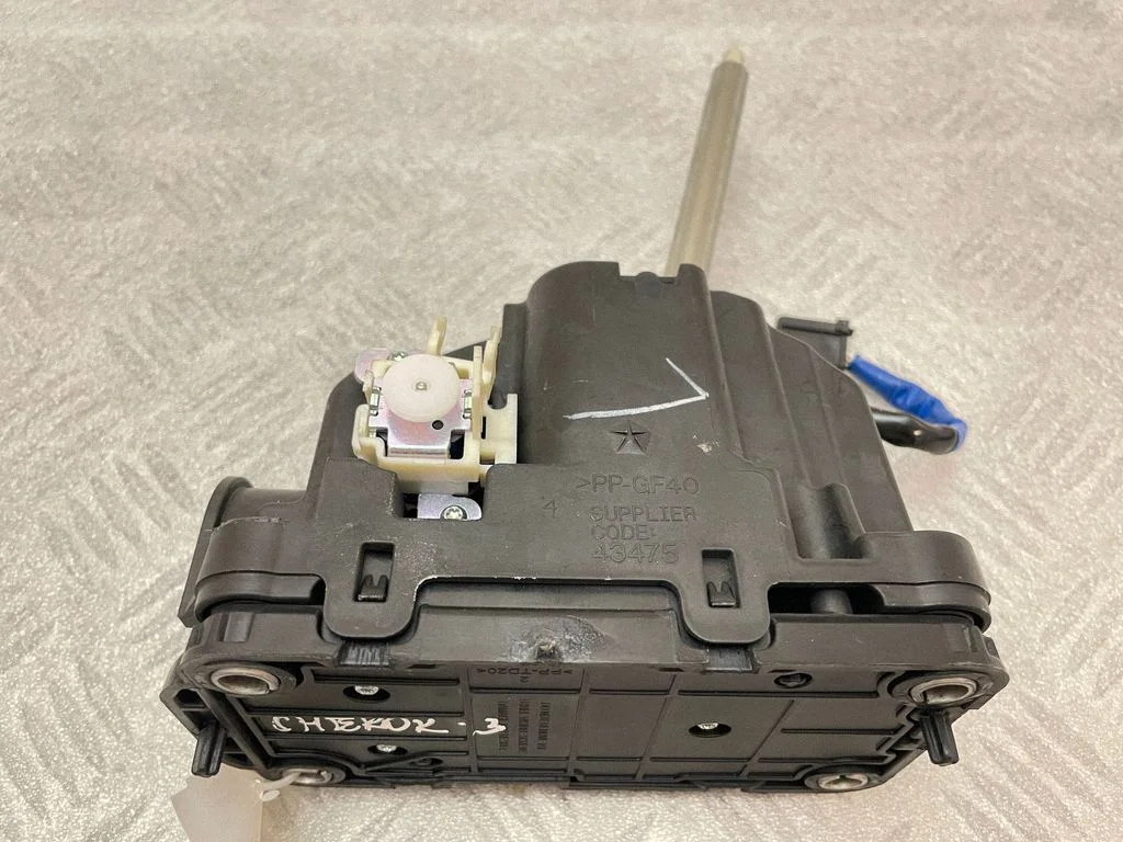 Gear selector mechanism 68428790AA