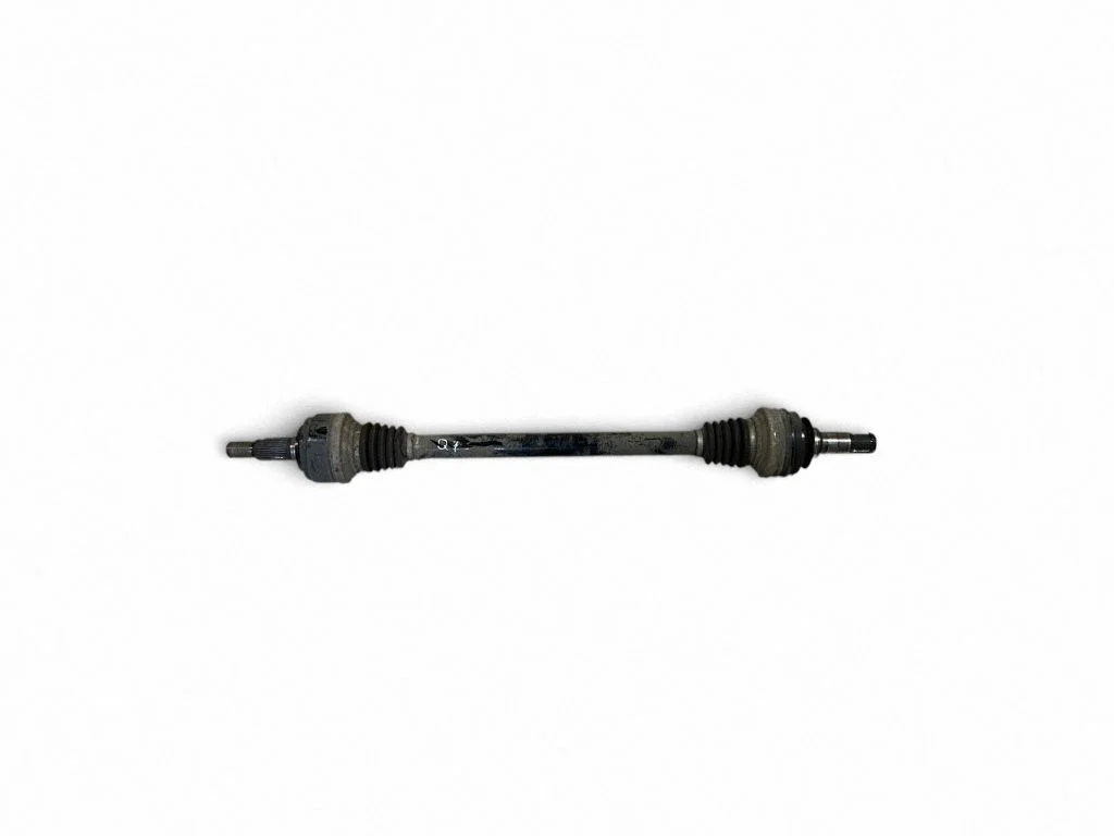 Aizmugurējā pusass 7L8501201B