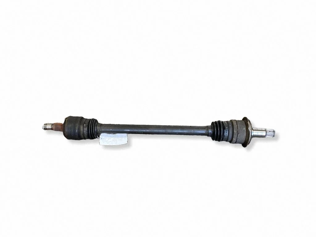 Rear driveshaft – rear right