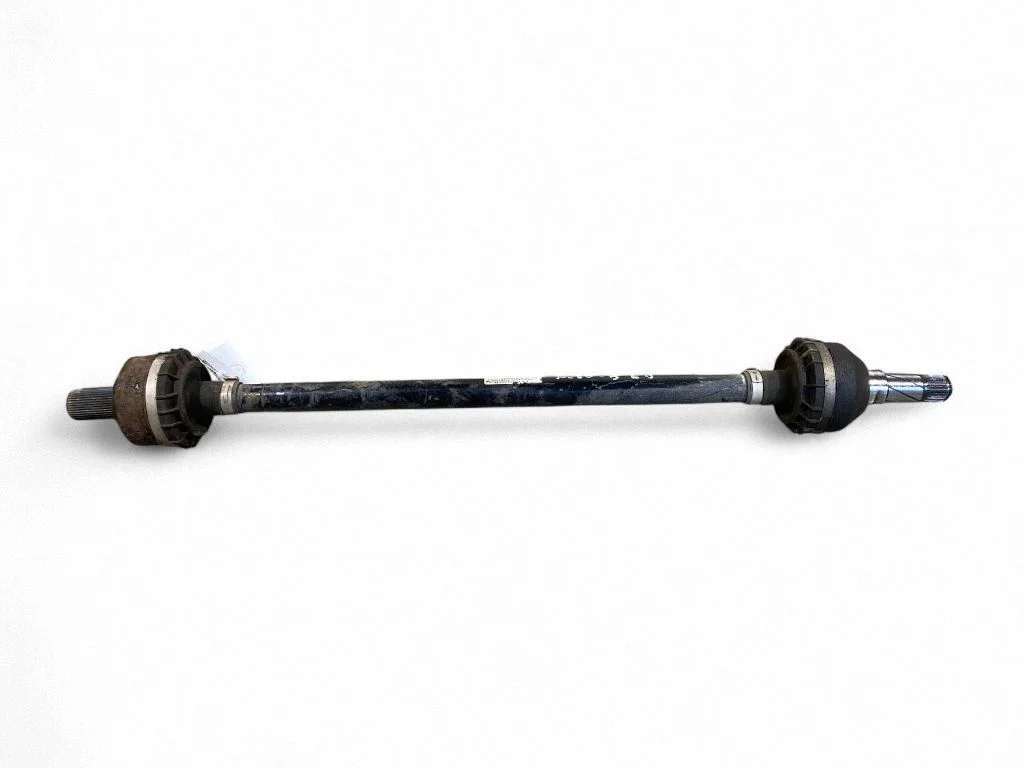 Rear driveshaft P32240890