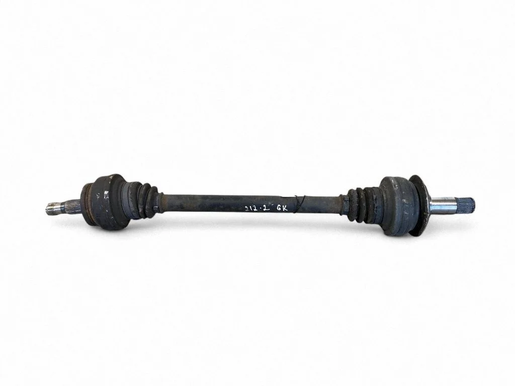 Tagumine pooltelg – vasak