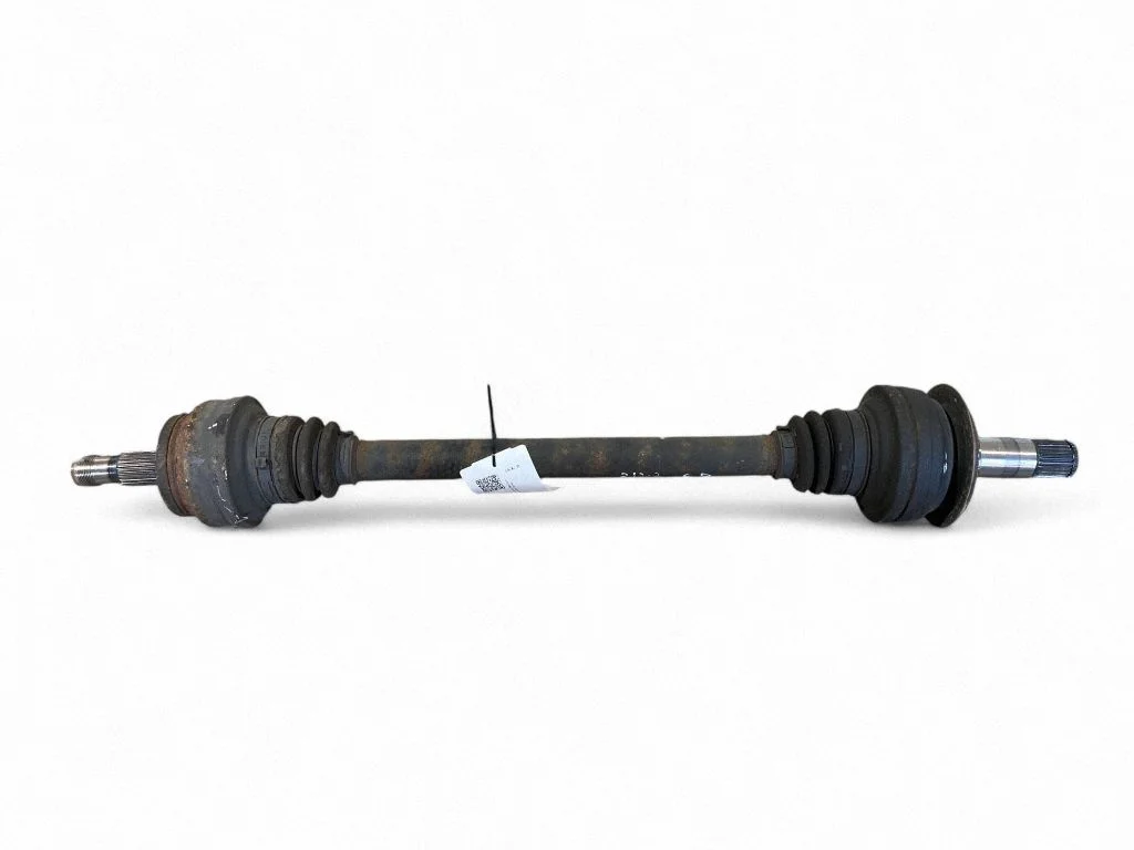Tagumine pooltelg – parem