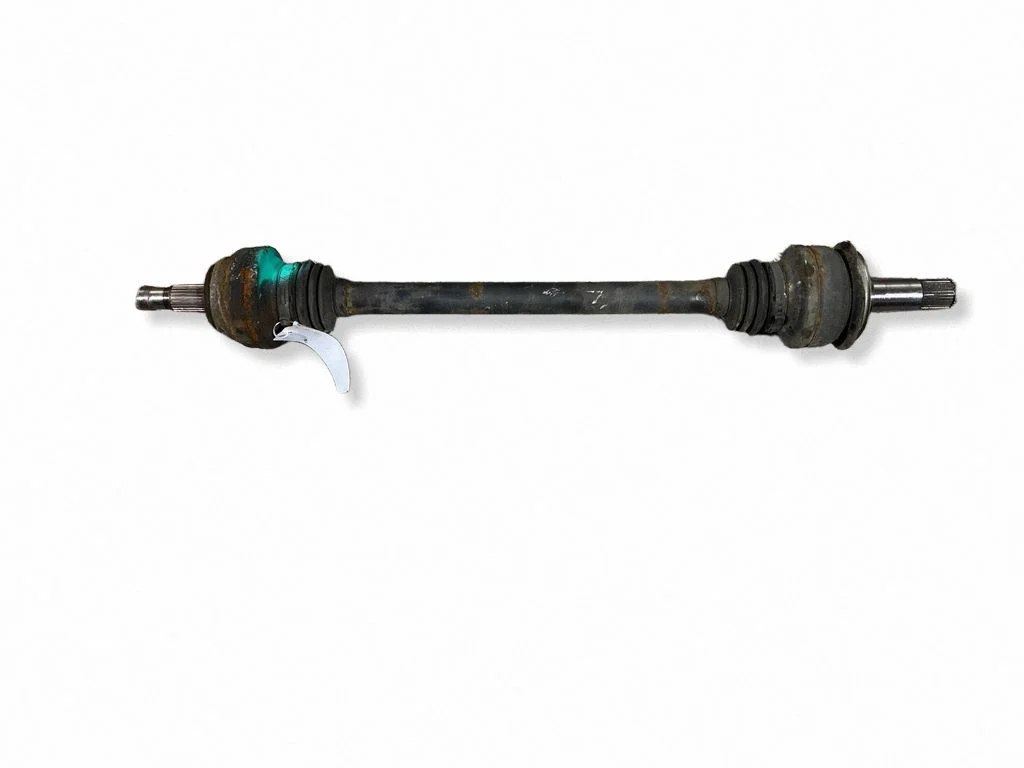 Rear driveshaft – right