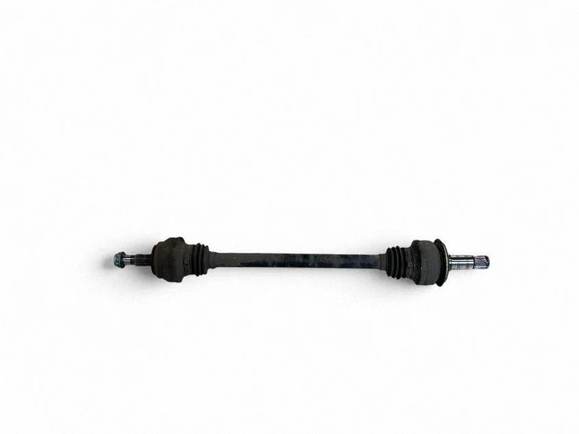 Rear driveshaft – rear right