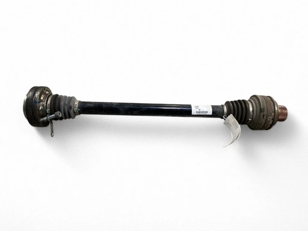 Aizmugurējā pusass 4M0501203