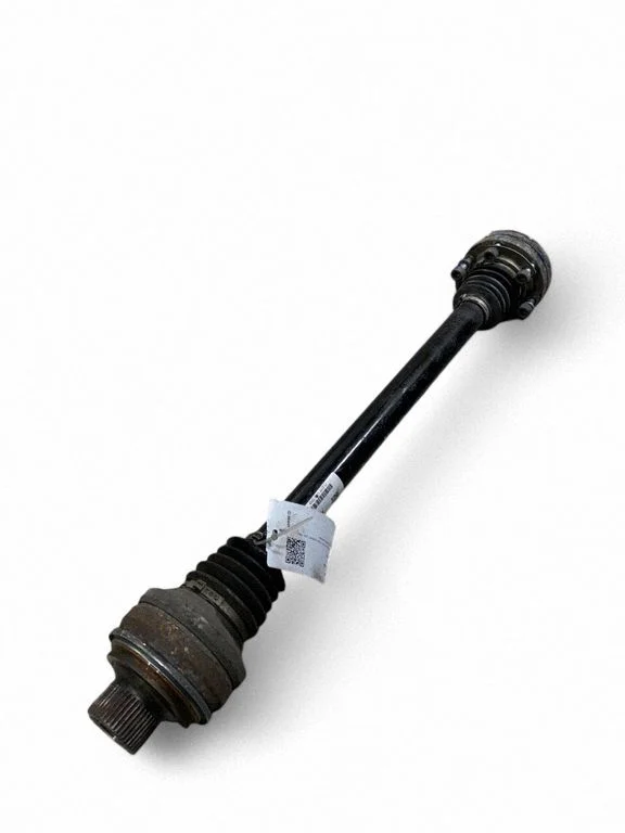 Rear driveshaft 4M0501203D