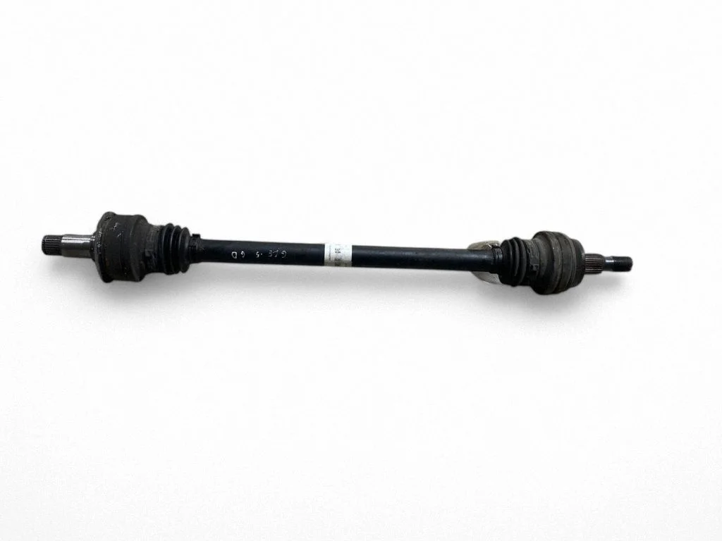 Tagumine pooltelg A1663501010