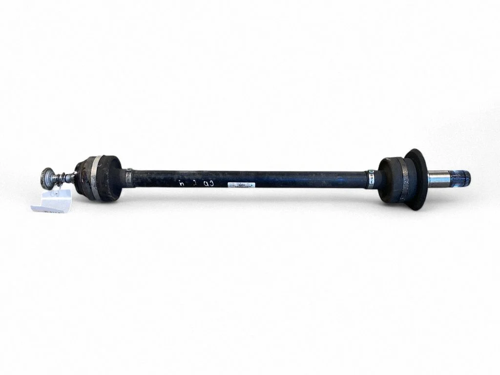 Tagumine pooltelg – BMW 7-seeria G11 G12 (2015-2022)
