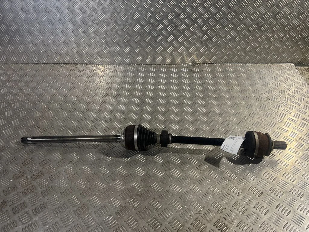 Tagumine pooltelg 31492158