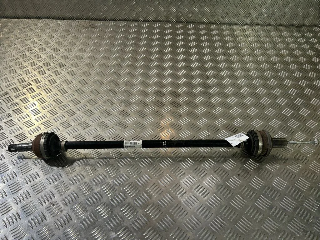 Rear driveshaft 31325816
