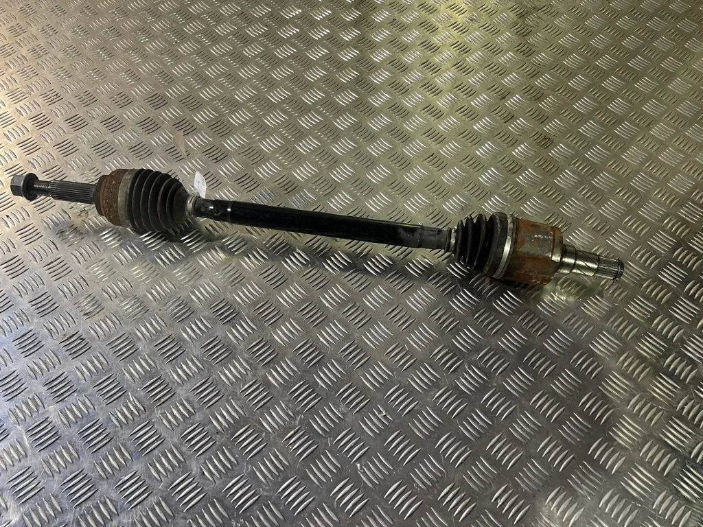 Rear driveshaft – Tesla Model S (2012-)