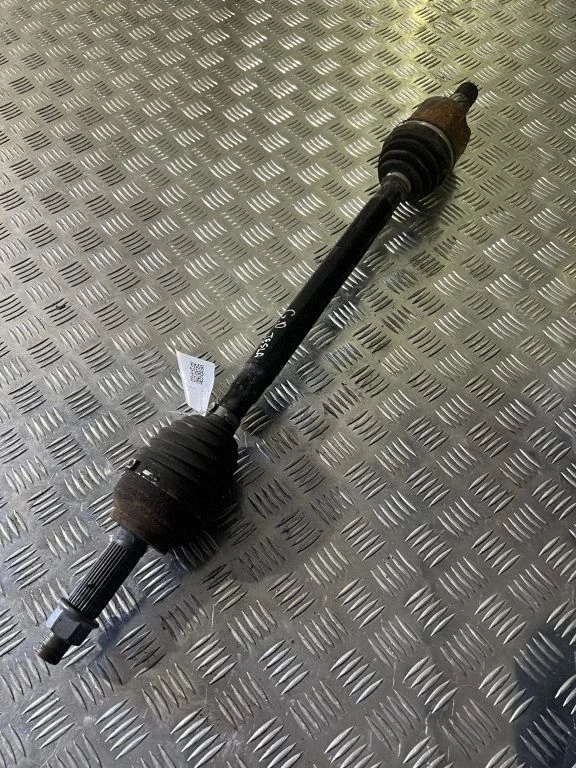 Rear driveshaft – Tesla Model S (2012-)
