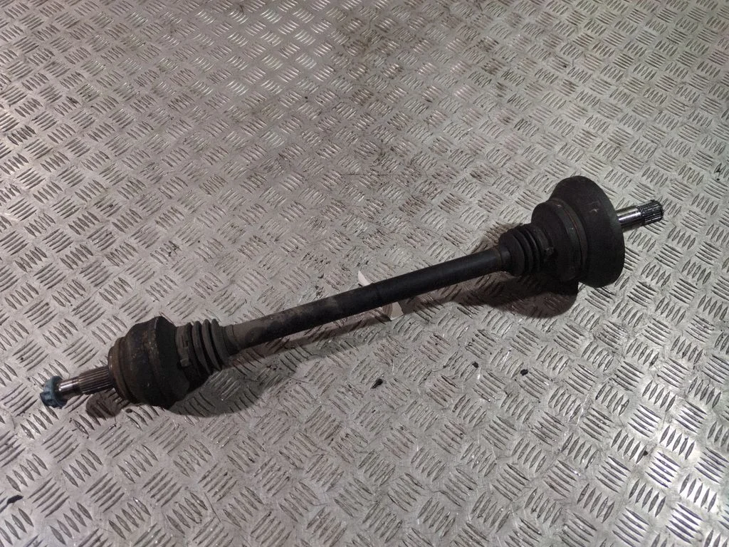 Tagumine pooltelg A2203570191