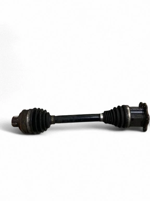 Priekšējā pusass 4M0407271D