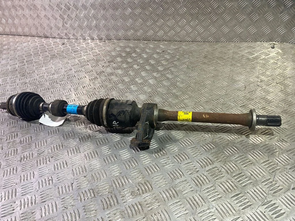 Front driveshaft 49501S1060