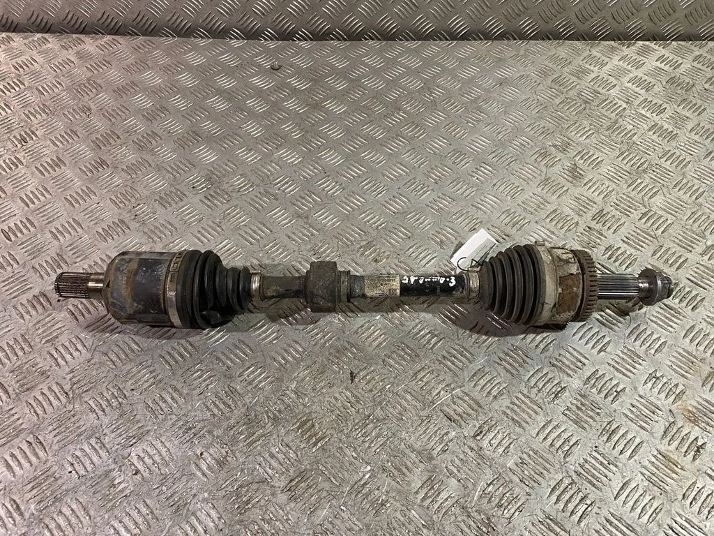 Front driveshaft 49500D9010