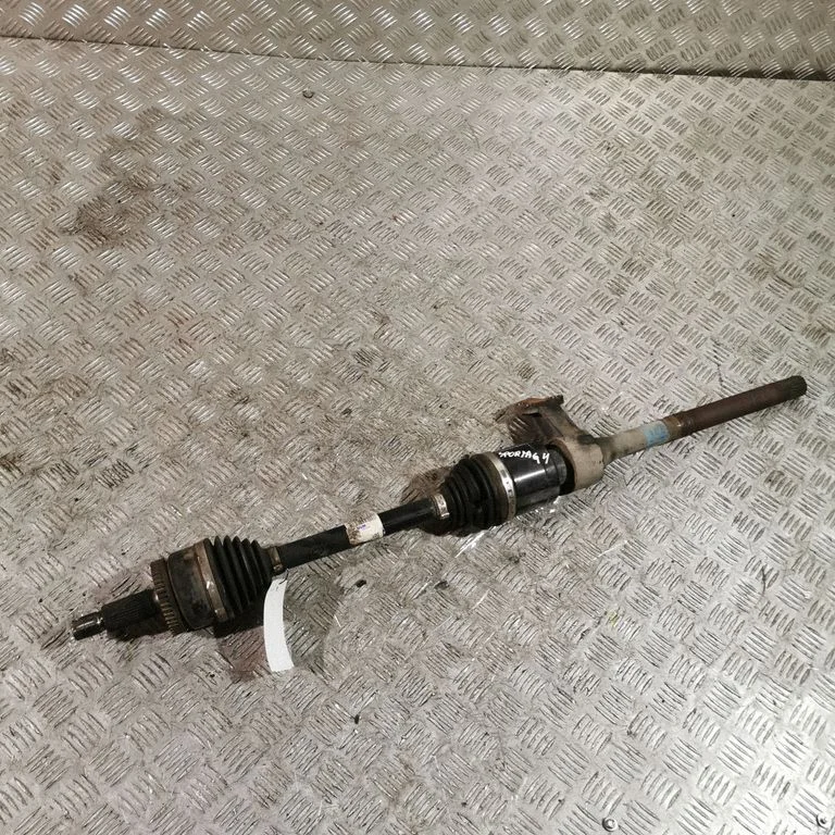 Front driveshaft 49501D7010