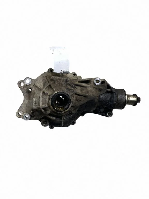 Front differential J8A23017AB