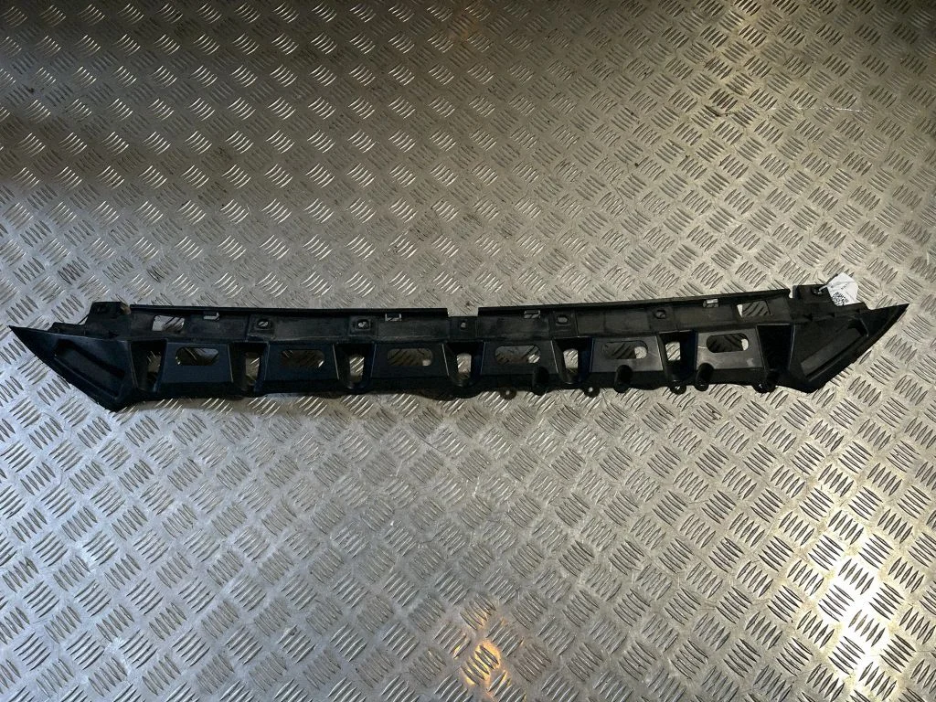 Front bumper mounting bracket – Jaguar XE (2015-)