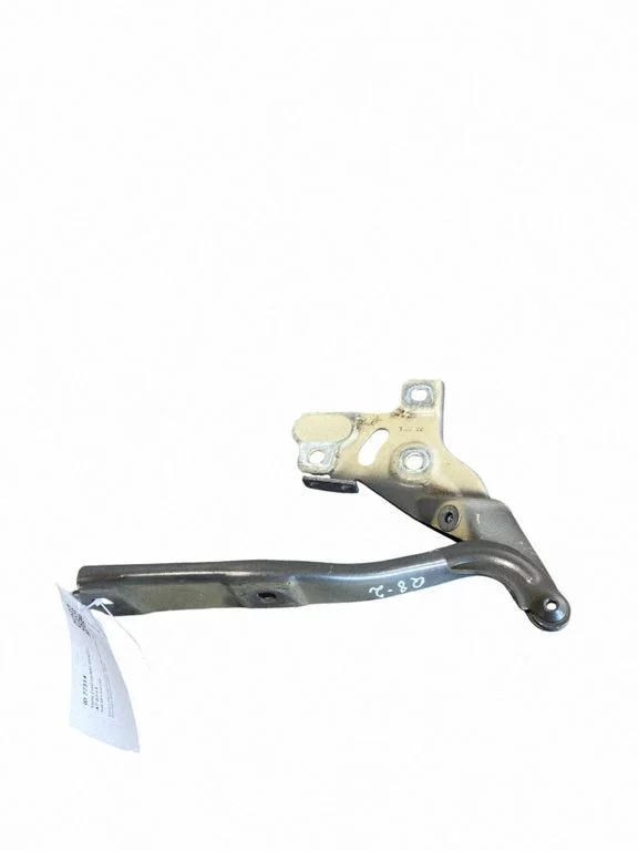 Engine bonnet/hood hinges 4KE823301