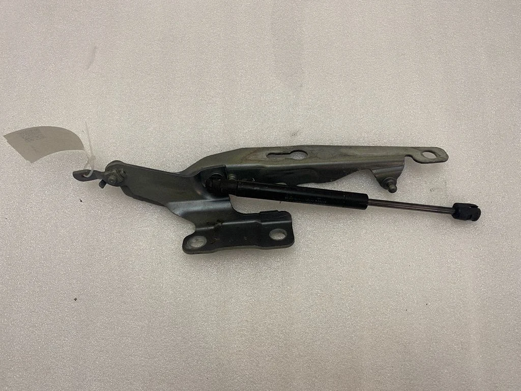 Engine bonnet/hood hinges 31385815